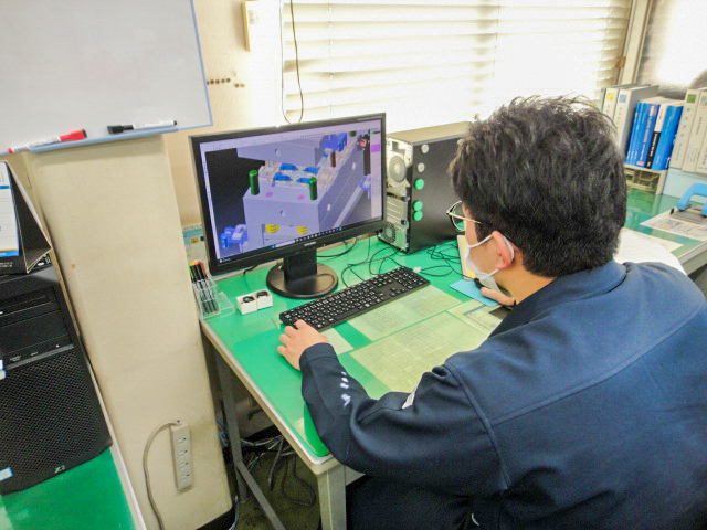 CAD(2D,3D)